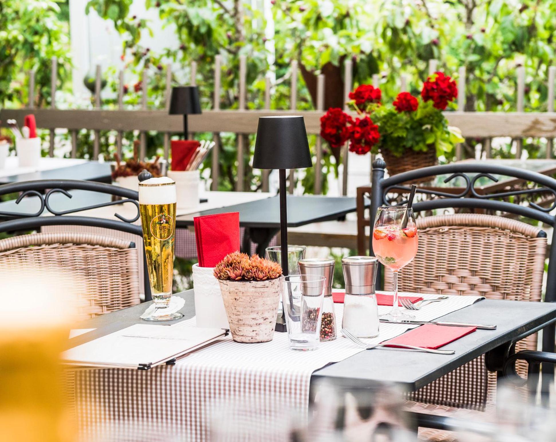Landhotel Gasthaus Zum Pflug Zell am Harmersbach Esterno foto